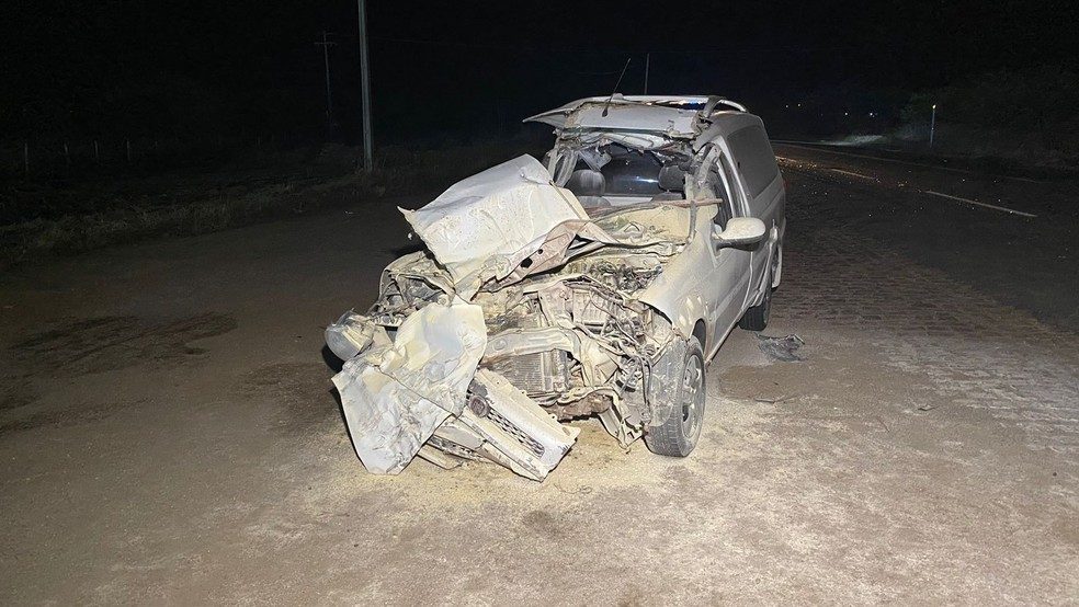 Acidente com 3 veículos na BR-230 deixa vítimas em estado grave, em Sousa, na PB 2 carro funerario acidente sousa
