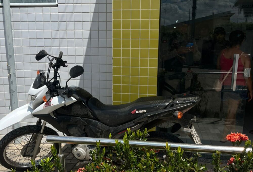 Dupla é presa suspeita de roubar motocicleta na cidade de Sapé, na Paraíba 2 IMG 20250123 WA0152