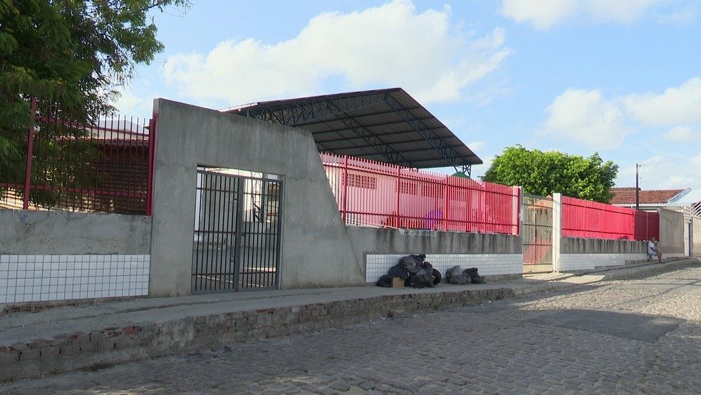 Melhorias no trânsito e transporte pública estão entre os principais desafios para gestão de João Pessoa 7 escola castro alves