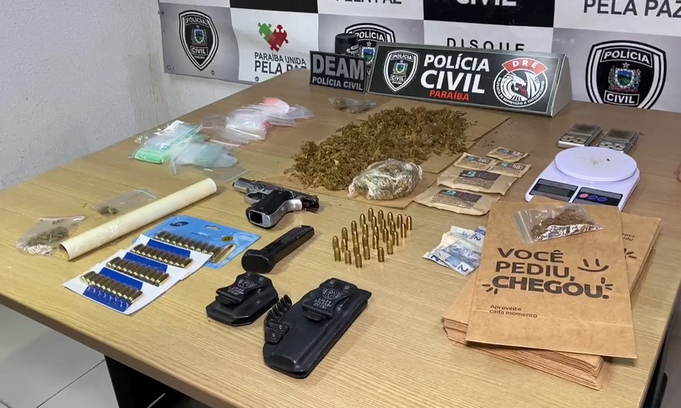 Tio e sobrinho são presos suspeitos de realizar ‘delivery de drogas’ em João Pessoa 2 apreensao drogas quadramares