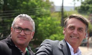Julian-lemos-e-Bolsonaro.jpg