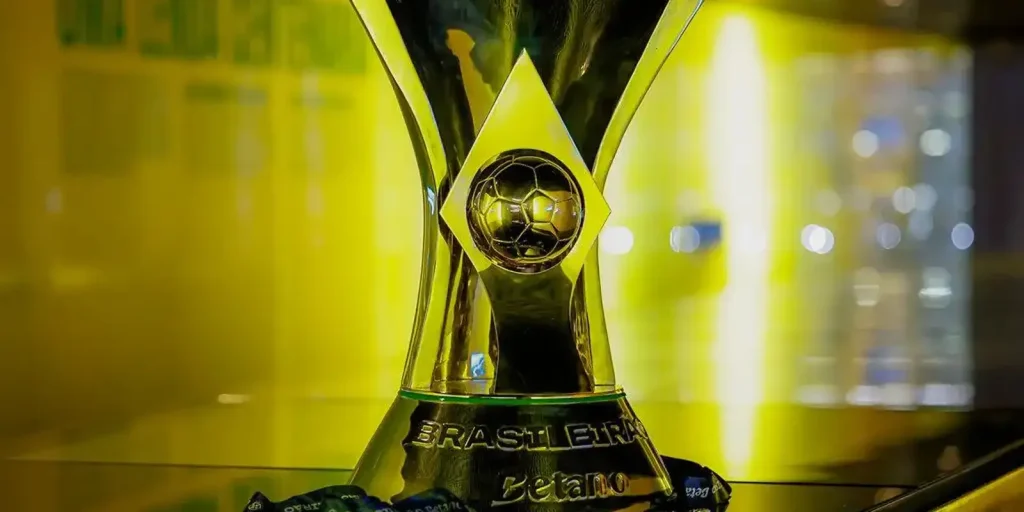 Brasileirão: Flamengo empata com Athletico-PR e "ajuda" Palmeiras 57 Brasileirão: Rádio Nacional leva ao ar duelo entre Grêmio e