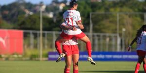 red-bull-feminino.jpg