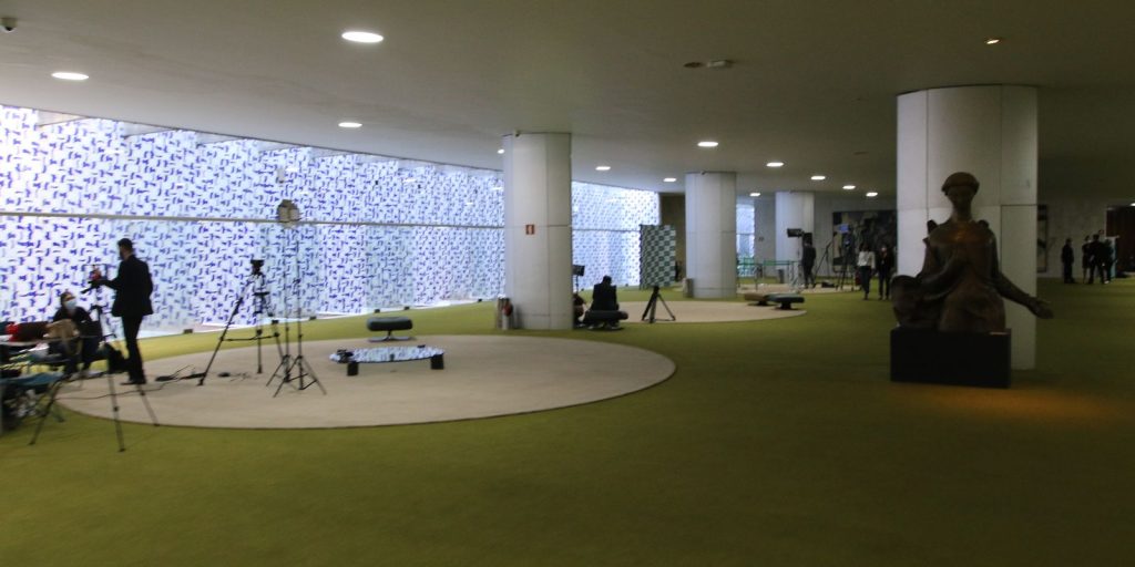 salao_verde_da_camara_dos_deputados_fpzzb_abr_290620213641.jpg