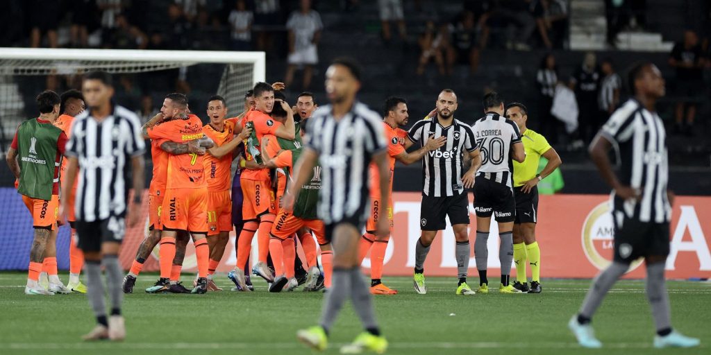 2026-03-11t023639z_1119084964_up1em3b07916u_rtrmadp_3_soccer-libertadores-bot-bna.jpg