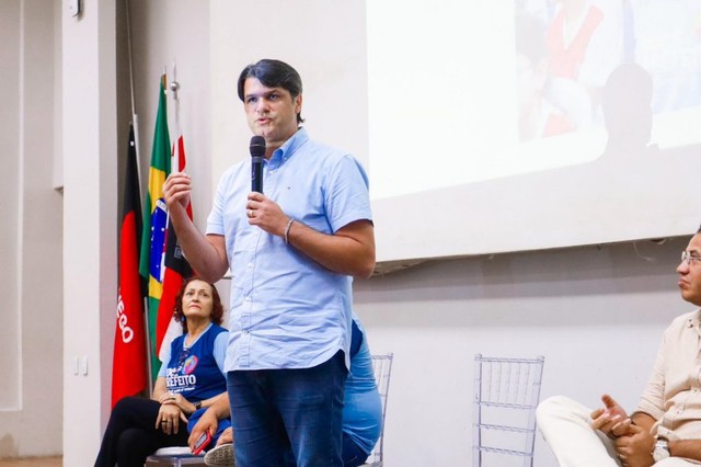 Leo Bezerra toma posse como prefeito de João Pessoa 2 339531