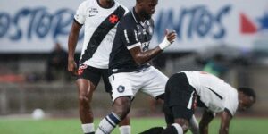 apos_atraso_devido_a_chuva_remo_e_vasco_empatam_pelo_brasileirao.jpg