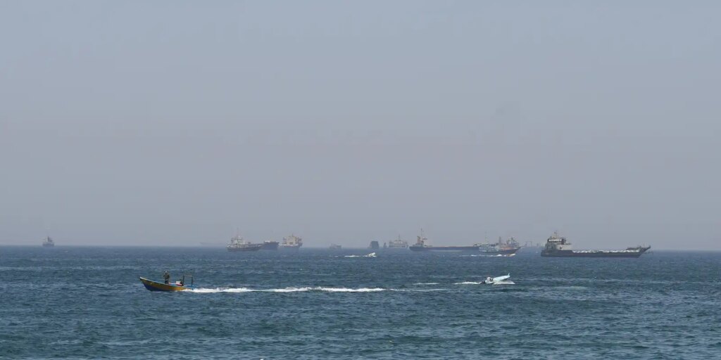 2026-05-04t100226z_1677980609_rc282laymn5u_rtrmadp_3_iran-crisis-oman-hormuz.jpg