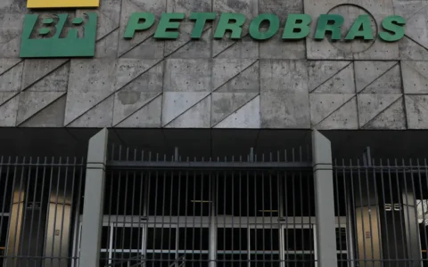 Petrobras anuncia descoberta de petróleo na Foz do Amazonas