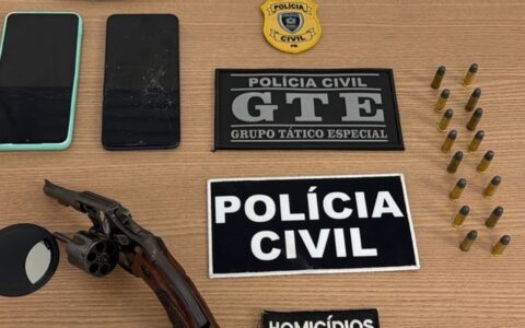 Homem é preso e adolescente apreendido por suspeita de matar jovem no Litoral Norte