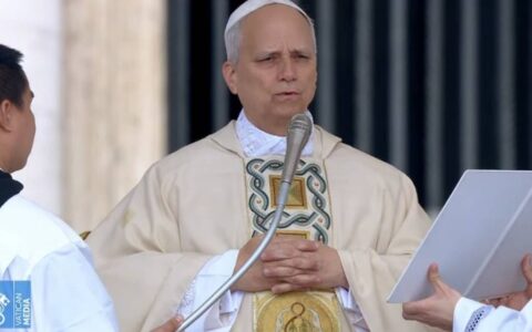 Papa Leão 14 passa segunda noite tranquila em hospital de Roma
