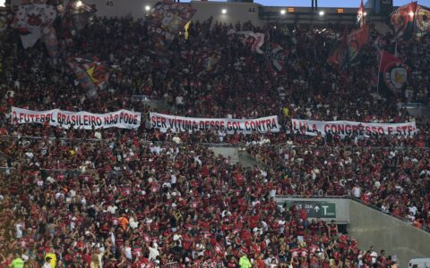 Maracanã tem protestos pró-bets e pelo fim da escala 6×1