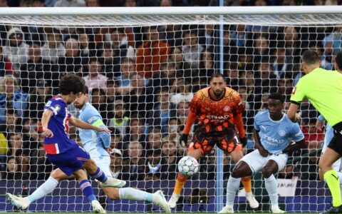 PSG domina City na Inglaterra e vira líder da Champions