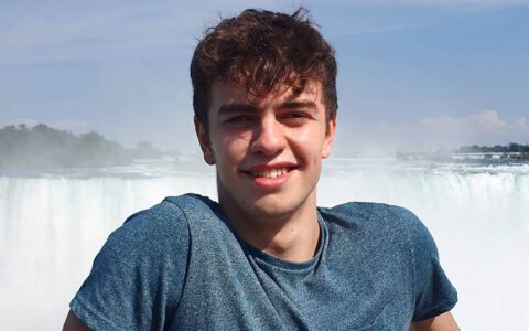 Família de homem morto por tigre no Reino Unido critica post de Trump que brinca sobre o caso