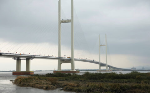 China e Coreia do Norte inauguram ponte entre países