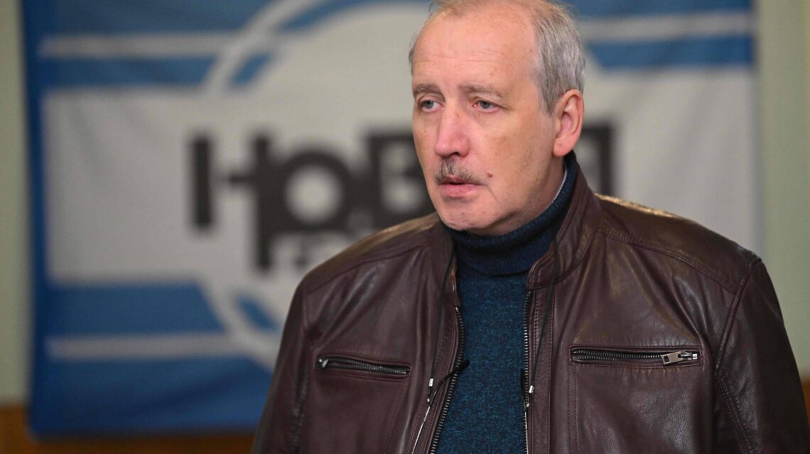 Editor-chefe do jornal Novaia Gazeta é detido na Rússia