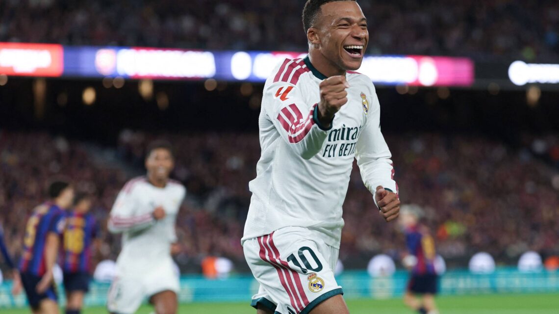 Mbappé marca 2 e Real derrota o Barcelona pelo Espanhol