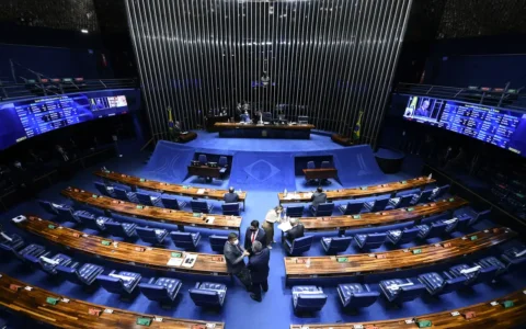 Senado aprova Pec que prevê fim da escala 6×1 com 75 votos favoráveis