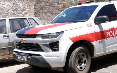 Homem é baleado em oficina após ataque a tiros, em João Pessoa