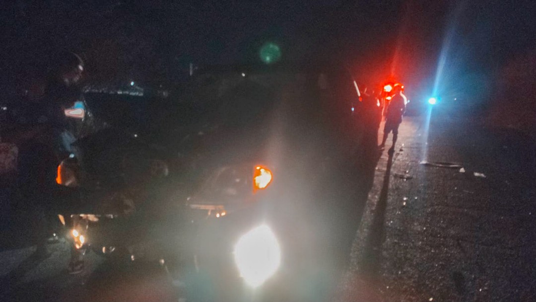 Motociclista morre em acidente com caminhonete
